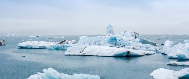 icebergs melting