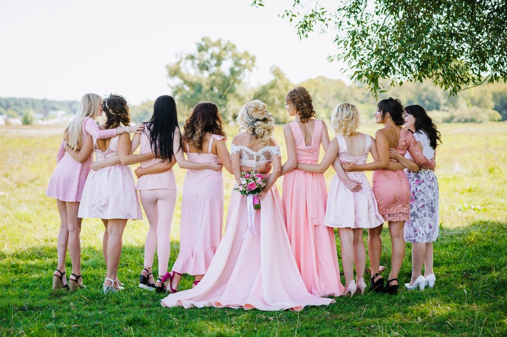Bride and 8 female friends, from the back